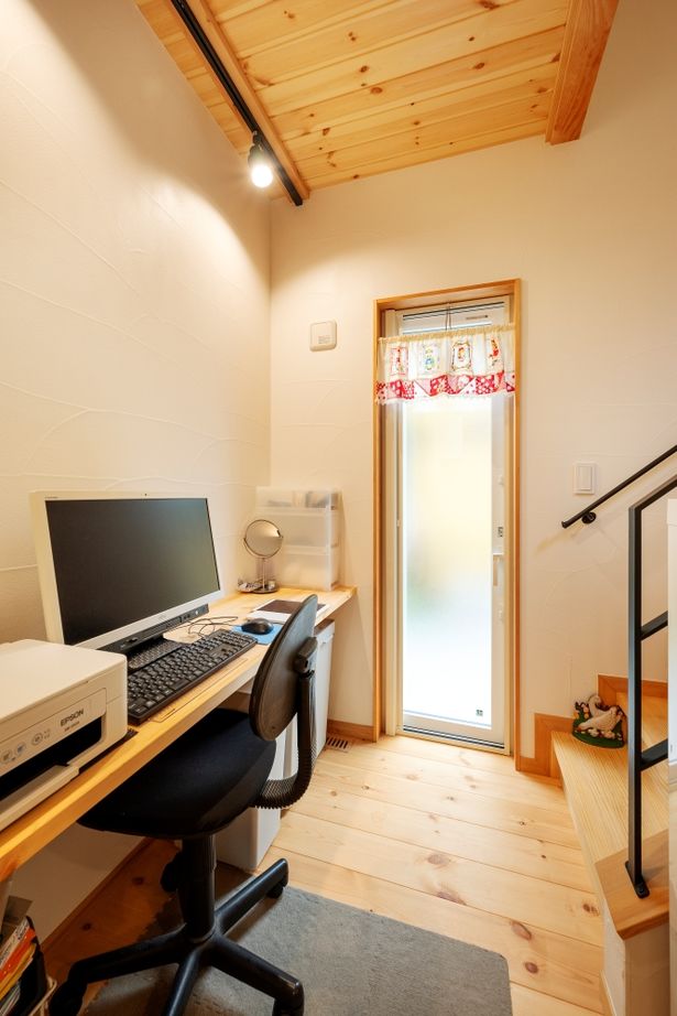 SOLE LIVING（相模原・町田・八王子） 【町田市｜夫婦2人｜テラス】まるで森の中に建つ別荘。豊かな緑も美しい一年中快適な暮らしが楽しめる家の建築実例画像8