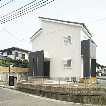 木と漆喰 十津川の家 高槻・池田住宅展示場 【1900万円/間取り図有り/兵庫県川西市】十津川村産直の木とスイス漆喰で建てた、子どもの笑顔が弾ける家の建築実例画像10
