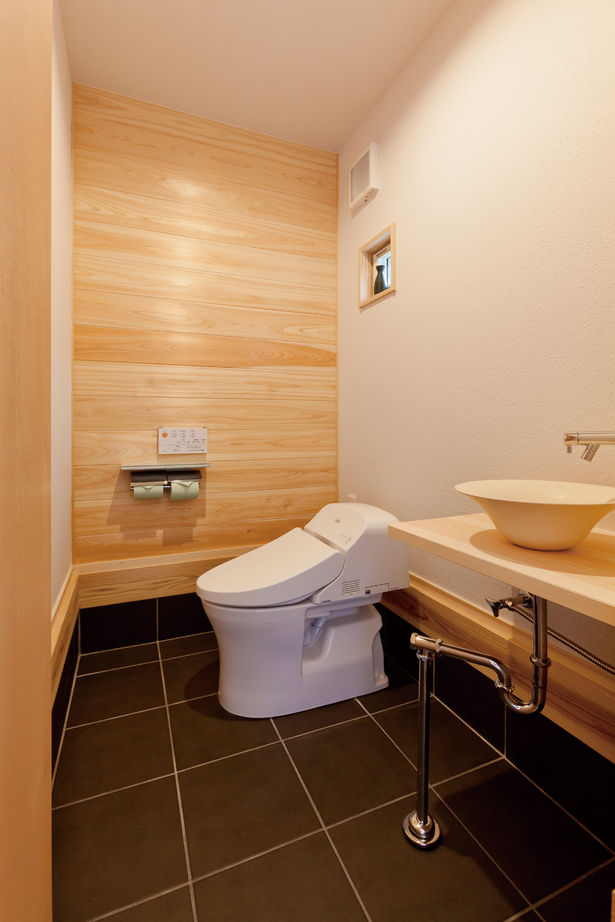 木と漆喰 十津川の家 高槻・池田住宅展示場 【1000万円台／間取り有り／東大阪市】広い縁側や土間のある「木と漆喰」の家。家族が集う広々空間の家の建築実例画像8