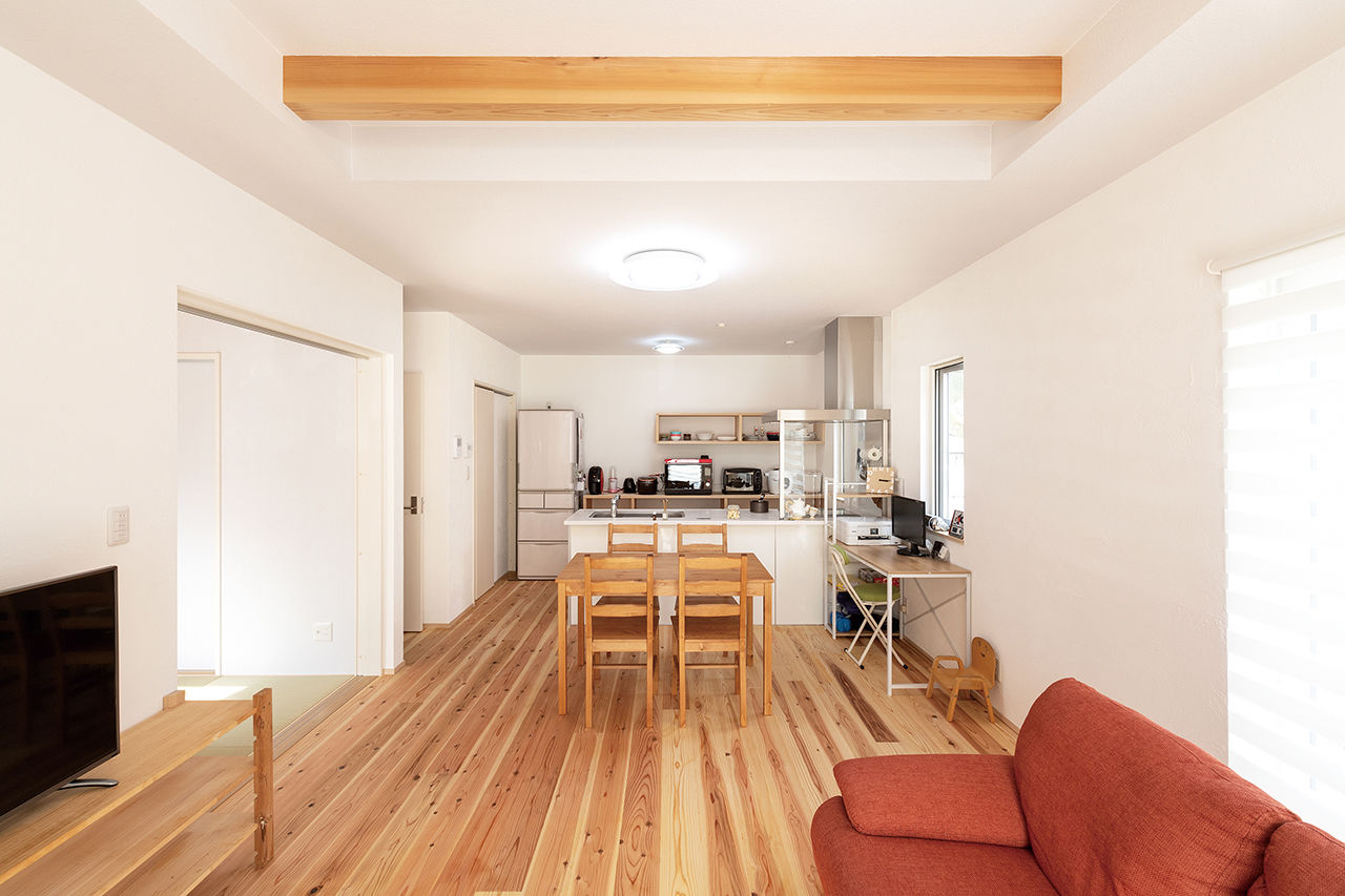 木と漆喰 十津川の家 高槻・池田住宅展示場 【1830万円/豊能郡/間取り図有り】太陽光発電+蓄電池込！子育て共働き夫婦の、家事ラク＆災害に備える家の建築実例画像6