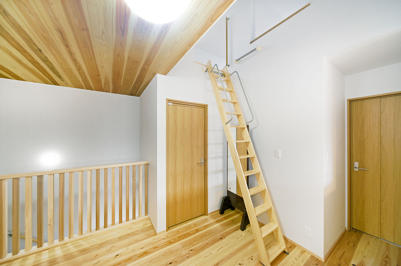 木と漆喰 十津川の家 高槻・池田住宅展示場 【2300万円/間取り有り/摂津市】国産の木とスイス漆喰で北摂・駅近で建て替える　高齢の母や愛犬と暮らす家の建築実例画像7