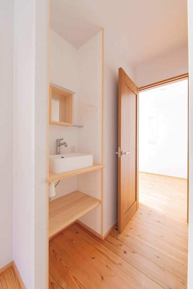 木と漆喰 十津川の家 高槻・池田住宅展示場 【2000万円台/間取り図有り/枚方市】触れると温かい。幸せになれる。家族の健康を考えて選んだ木と漆喰の家の建築実例画像7