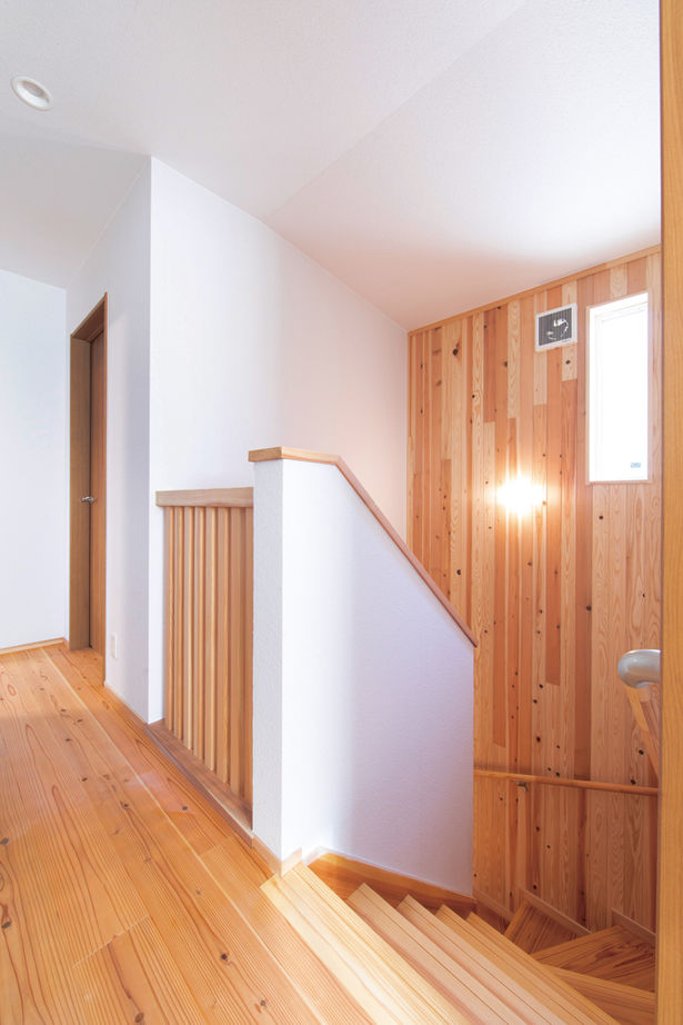 木と漆喰 十津川の家 高槻・池田住宅展示場 【2000万円台/間取り図有り/枚方市】触れると温かい。幸せになれる。家族の健康を考えて選んだ木と漆喰の家の建築実例画像8