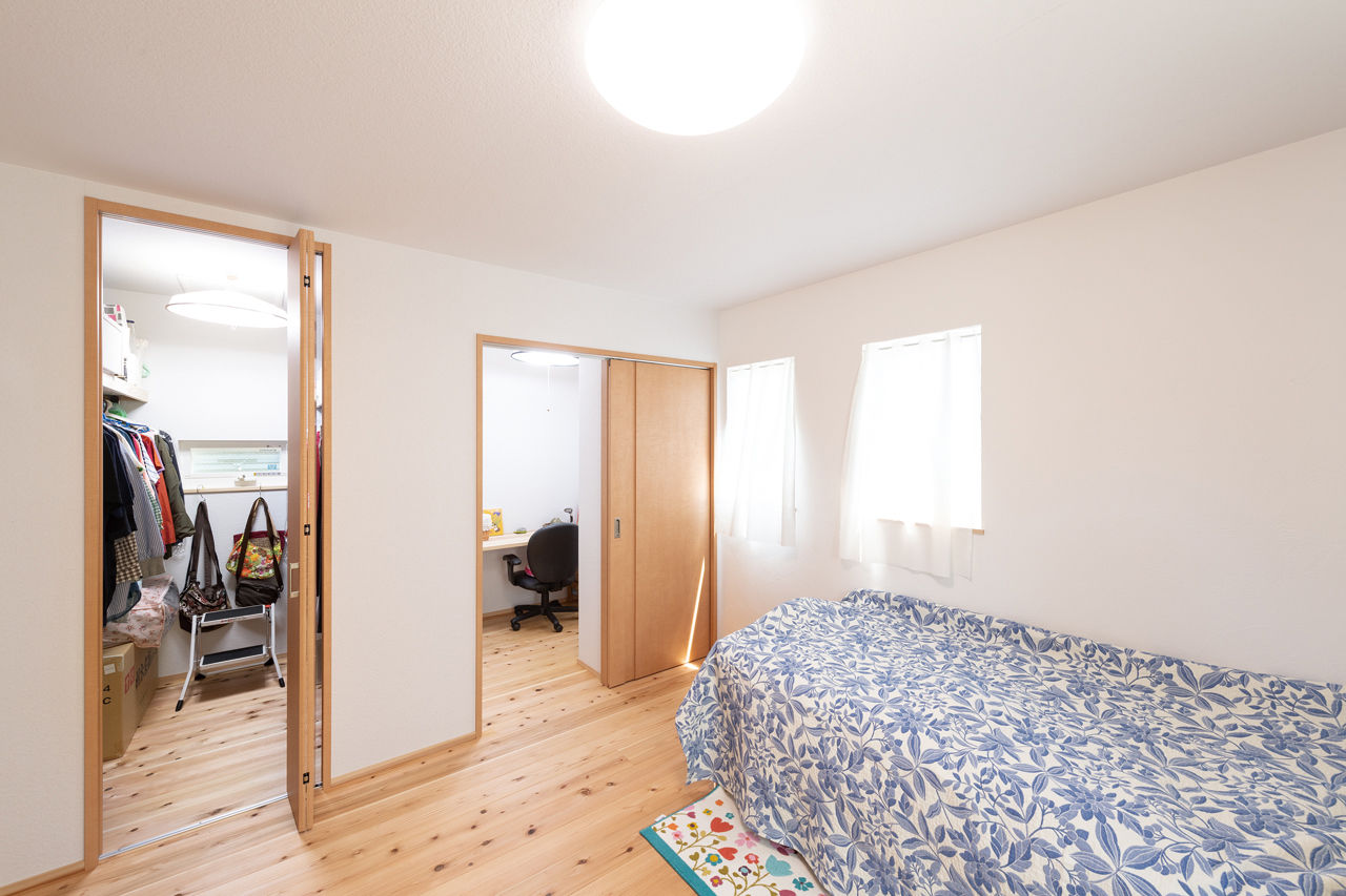 木と漆喰 十津川の家 高槻・池田住宅展示場 【1000万円台／四條畷市】自然素材と暖かさにこだわって選んだ、毎日を健やかに暮らせる木とスイス漆喰の家の建築実例画像8