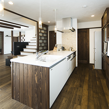 無垢Story 【造作家具×和モダン｜岐阜県各務原市】自然素材に包まれた木の香り漂うナチュラルな和モダンの家の建築実例画像7