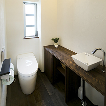 無垢Story 【造作家具×和モダン｜岐阜県各務原市】自然素材に包まれた木の香り漂うナチュラルな和モダンの家の建築実例画像8