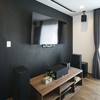 無垢Story 【造作家具×和モダン｜岐阜県各務原市】自然素材に包まれた木の香り漂うナチュラルな和モダンの家の建築実例画像10