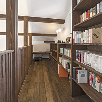 無垢Story 【造作家具×和カフェ｜愛知県海部郡】木造＆スタイリッシュな自然素材に包まれた和モダンの家の建築実例画像7