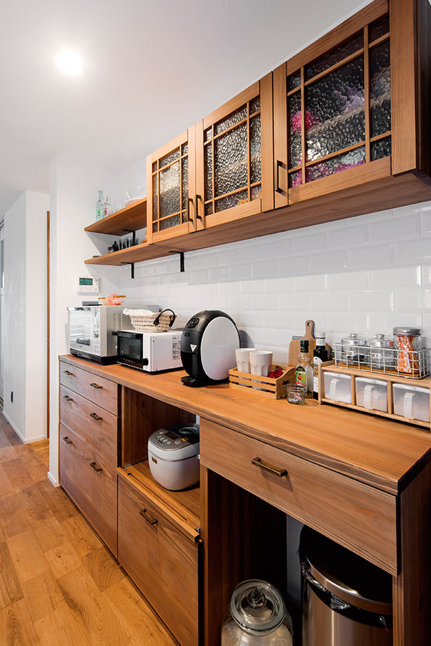 無垢Story 【2000万円台/カリフォルニア/40坪台/間取図有】潮風にさらされた風合いも造作。アウトドアスタイルのお家の建築実例画像6