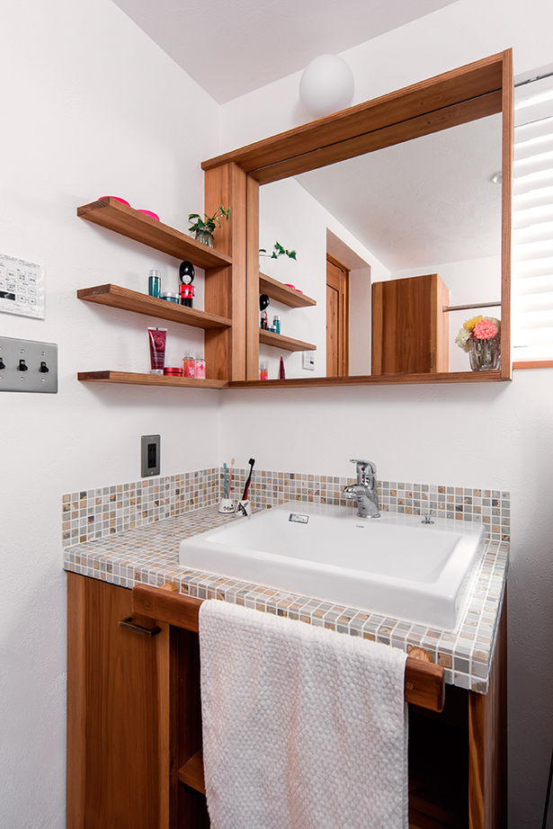 無垢Story 【2000万円台/カリフォルニア/40坪台/間取図有】潮風にさらされた風合いも造作。アウトドアスタイルのお家の建築実例画像17