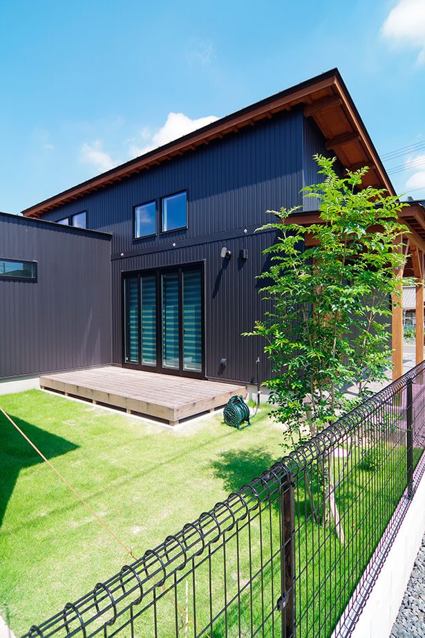 無垢Story 【愛知県/2000万円台/平屋/中庭/30坪台/間取図有】カフェ風造作がすてきな中庭を挟むコの字型の平屋の建築実例画像6