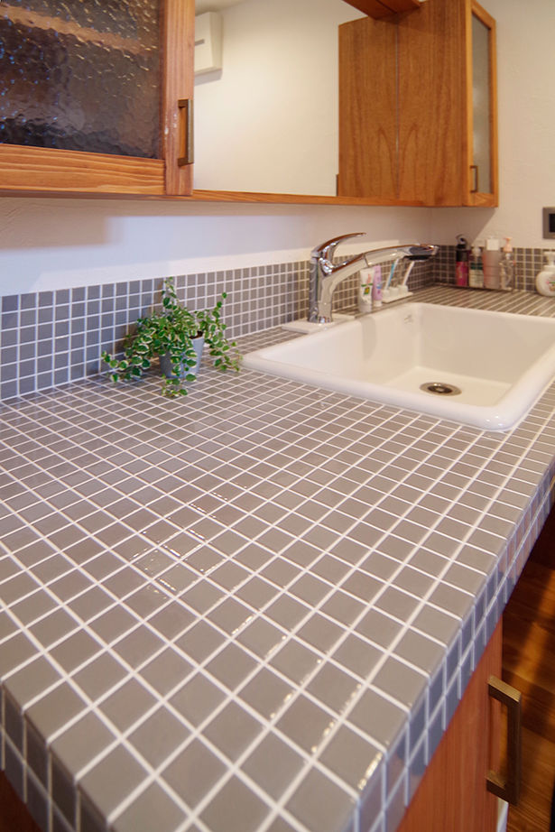 無垢Story 【愛知県/2000万円台/平屋/中庭/30坪台/間取図有】カフェ風造作がすてきな中庭を挟むコの字型の平屋の建築実例画像11