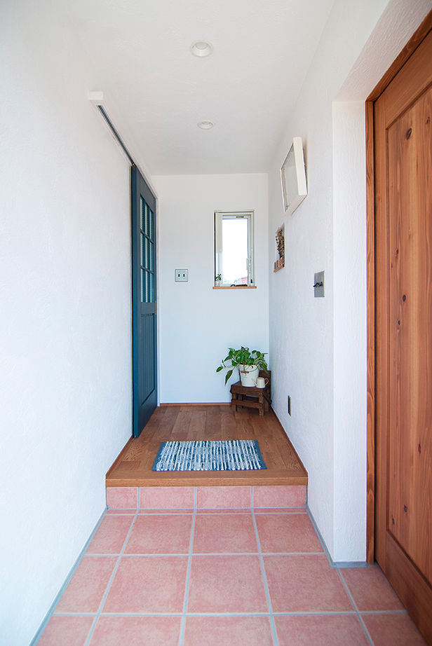 無垢Story 【岐阜県/1000万円台/平屋風/中庭/30坪台/間取図有】手仕事が好きな夫婦が選んだ家具まで造作の平屋風の家の建築実例画像10