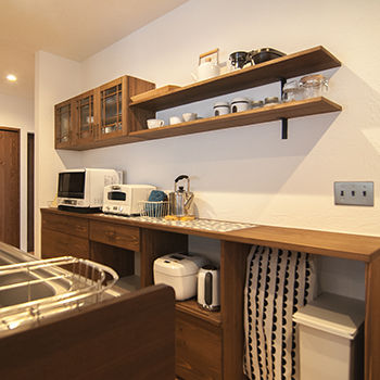 無垢Story 【岐阜県/1000万円台/ローコスト/小さな平屋/30坪台/間取図有】車イスOKのバリアフリーカリフォルニア住宅の建築実例画像8