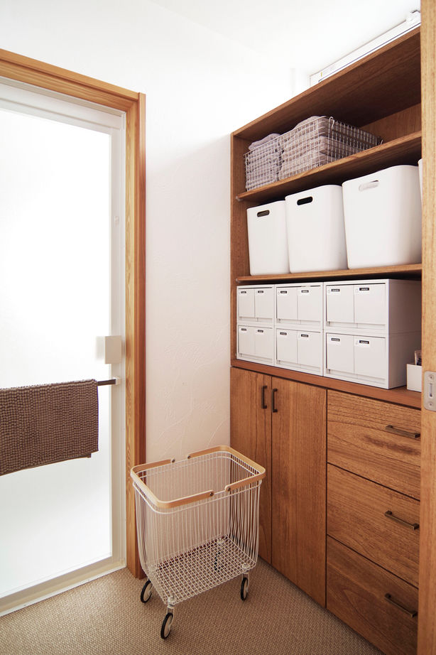 無垢Story 【岐阜県/2000万円台/30坪台/全館空調/間取図有】２つの吹抜で開放的に。土間のある小さな2階建ての建築実例画像9