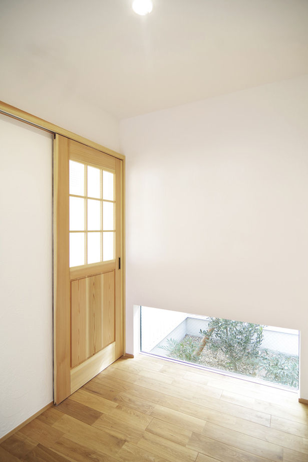 無垢Story 【1000万円台/平屋/30坪台/間取図有】収納を減らしシンプルに暮らす。素材の美しさを愉しむ平屋の家の建築実例画像9