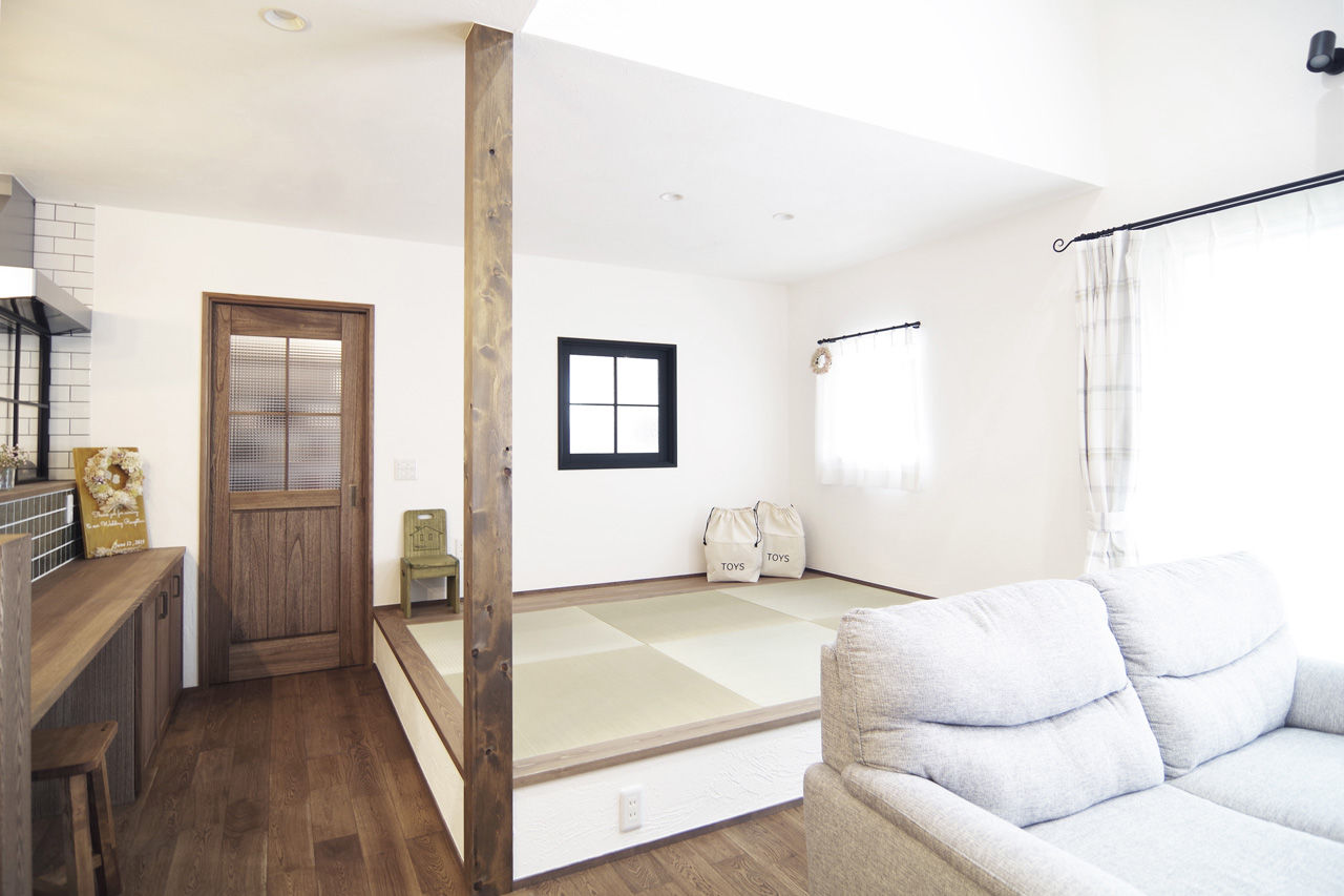 無垢Story 【岐阜県/2000万円台/平屋風/30坪台/間取図有】テーマはフランスの田舎暮らし。木と漆喰でつくる平屋風の家の建築実例画像5