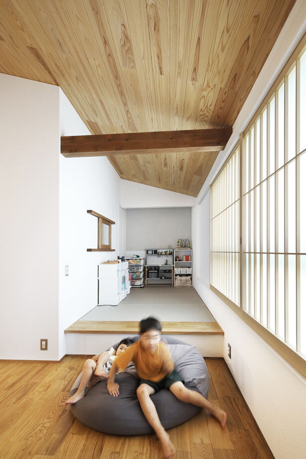 無垢Story 【愛知県/インナーガレージ/45坪台/間取図有】住むほどに愛着が湧く。木と漆喰でつくる2階LDKの家の建築実例画像6