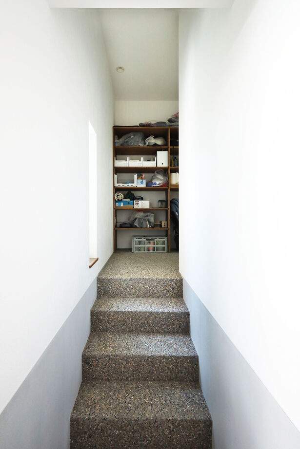 無垢Story 【愛知県/インナーガレージ/45坪台/間取図有】住むほどに愛着が湧く。木と漆喰でつくる2階LDKの家の建築実例画像16