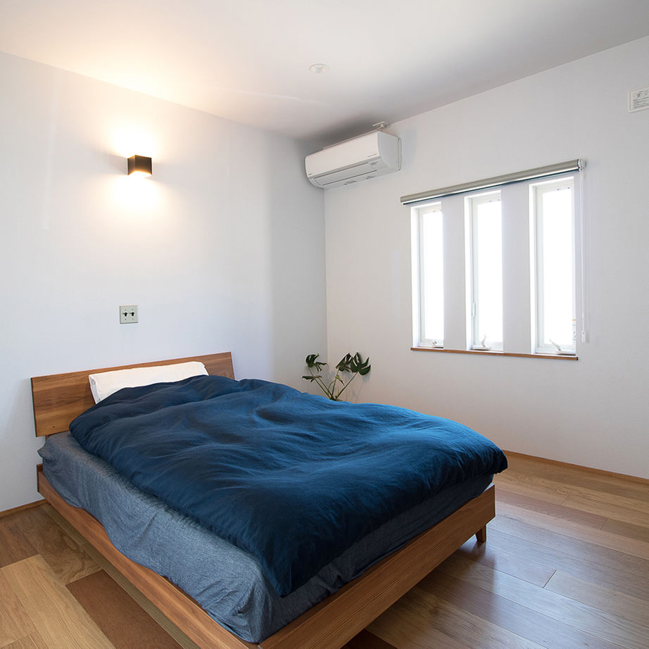 無垢Story 【平屋×無垢材×造作キッチン】光をたくさん取り込んだ、木と緑のコーディネートでカフェ気分｜間取り図有の建築実例画像5