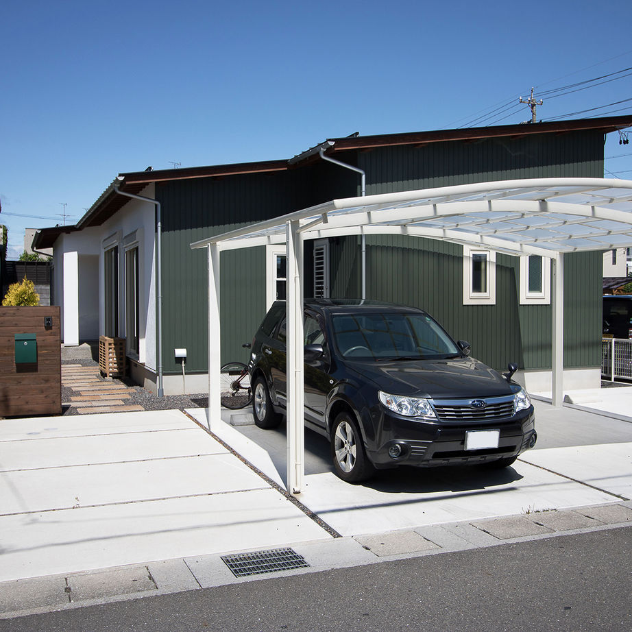 無垢Story 【平屋×無垢材×造作キッチン】光をたくさん取り込んだ、木と緑のコーディネートでカフェ気分｜間取り図有の建築実例画像10