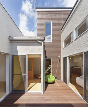 川野工務店 自由なライフスタイルを遊ぶ　建築士夫妻と創った光の空間の建築実例画像4