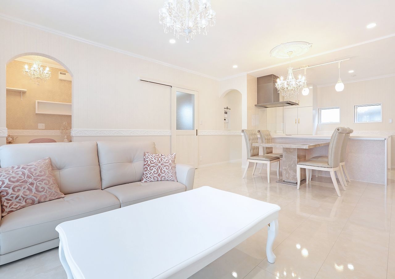 川野工務店 建築家夫妻と共に「憧れ」を追求。気品と上質さを叶えた「お城みたいな家」で笑顔の日々を！の建築実例画像10