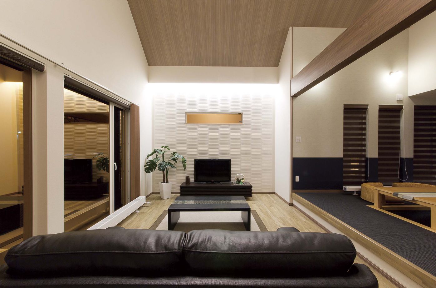 アーキテックプランニング 【2000～2500万円/２階建て/吹き抜け/土間】ダイナミックに吹抜けを配し斬新な生活提案も光るの建築実例画像8