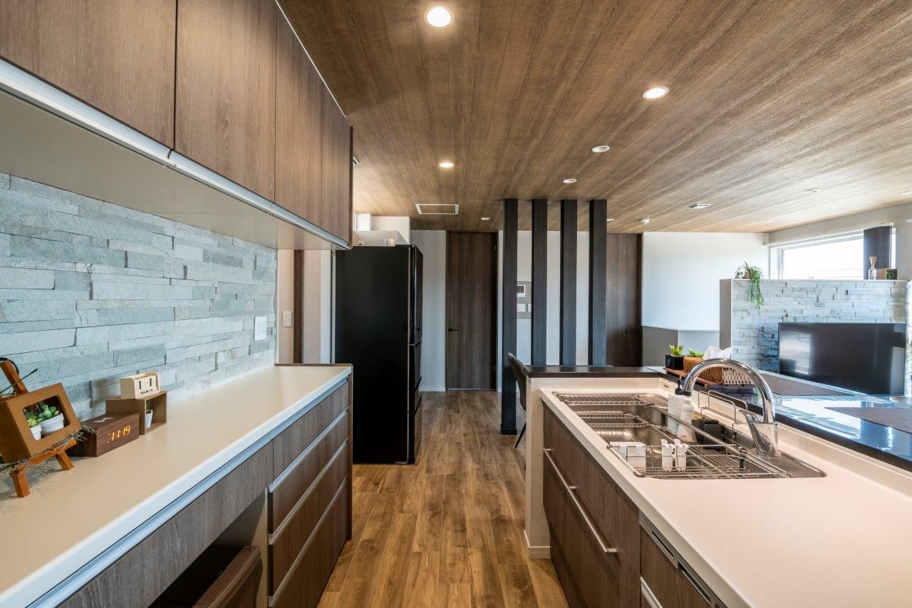 アーキテックプランニング 【3000～3500万円/５LDK/間取り図有】個性を活かした隣居スタイルの二世帯住宅はランニングコストも大満足の家の建築実例画像3