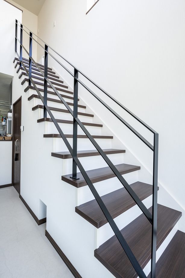 アーキテックプランニング 【2000～2500万円/４LDK/間取り図有】リビングシアターのある住まい。非日常を日常で楽しめインドアライフを満喫の建築実例画像5