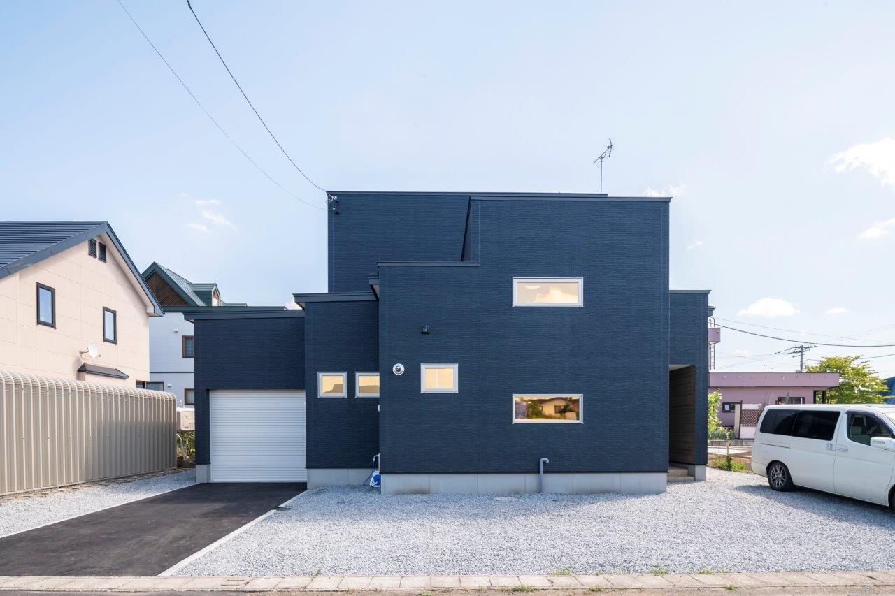 アーキテックプランニング 【2500～3000万円/４LDK間取り図有】中二階や蔵、愛猫と暮らす工夫の詰まった組込車庫のある住まいの建築実例画像10