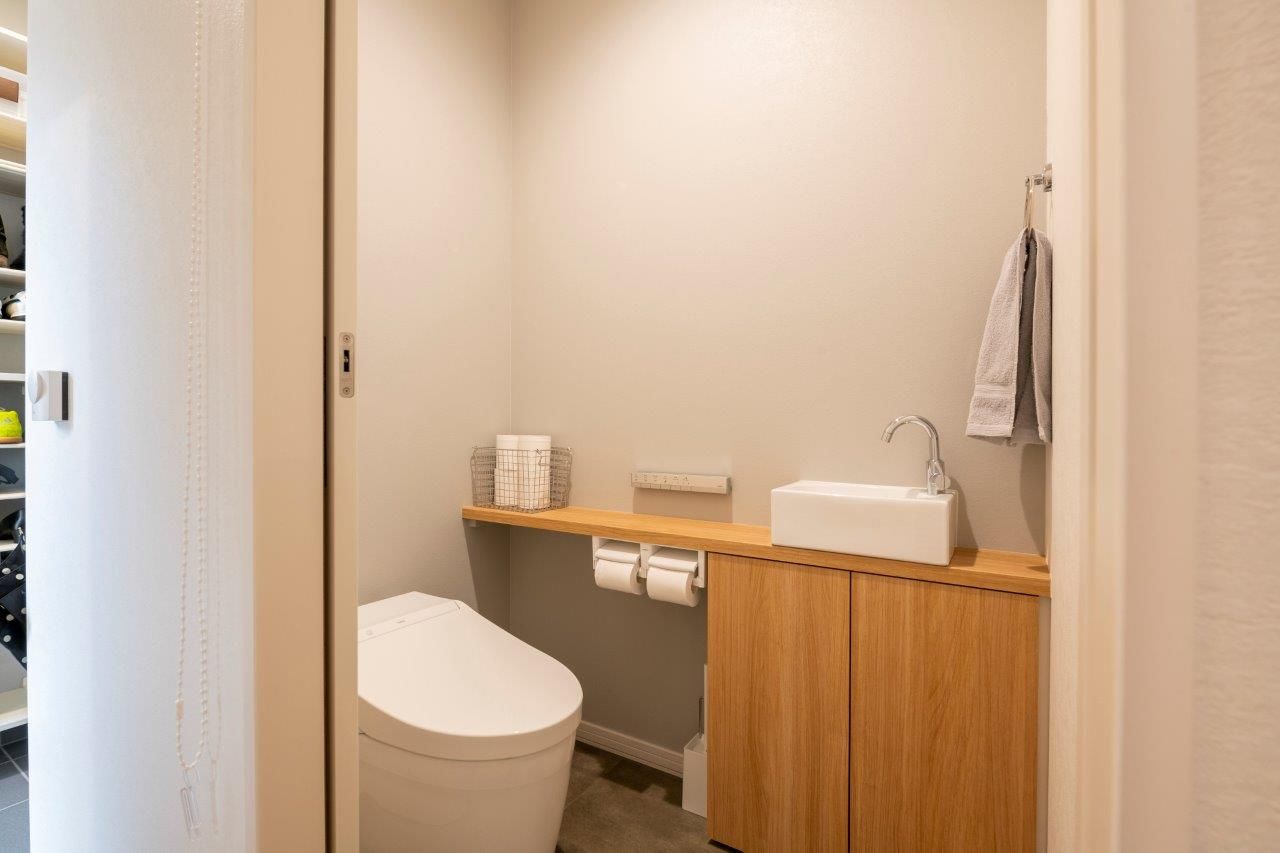 アーキテックプランニング 【2000～2500万円/４LDK間取り図有/ゲストルーム】木の質感とぬくもり溢れるインテリアも映える住まいの建築実例画像5