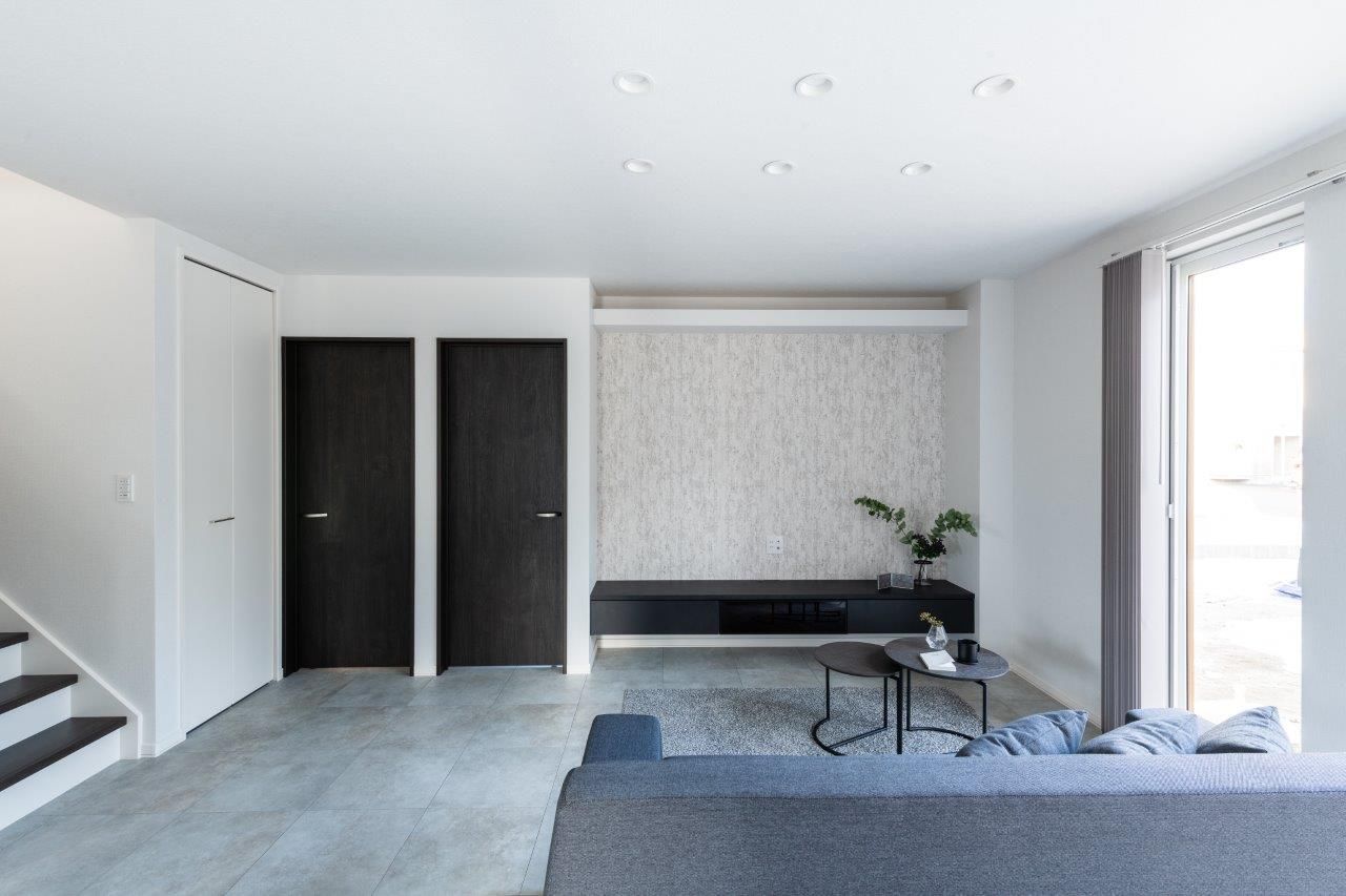 アーキテックプランニング 【2000万円台/４LDK間取り図有/２階建て/33.5坪】開放して多目的に活用するシンプルモダンのスッキリデザインの建築実例画像3