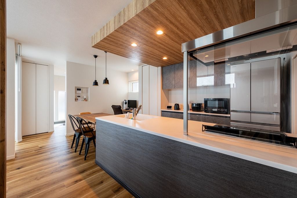 アーキテックプランニング [2000万円台/４LDK間取り図有/２階建て]20代のご夫婦が仲良く暮らすナチュラルテイストの木目が美しい住まいの建築実例画像5