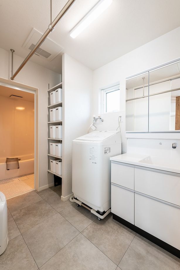 アーキテックプランニング [2000万円台/４LDK間取り図有/２階建て]20代のご夫婦が仲良く暮らすナチュラルテイストの木目が美しい住まいの建築実例画像8