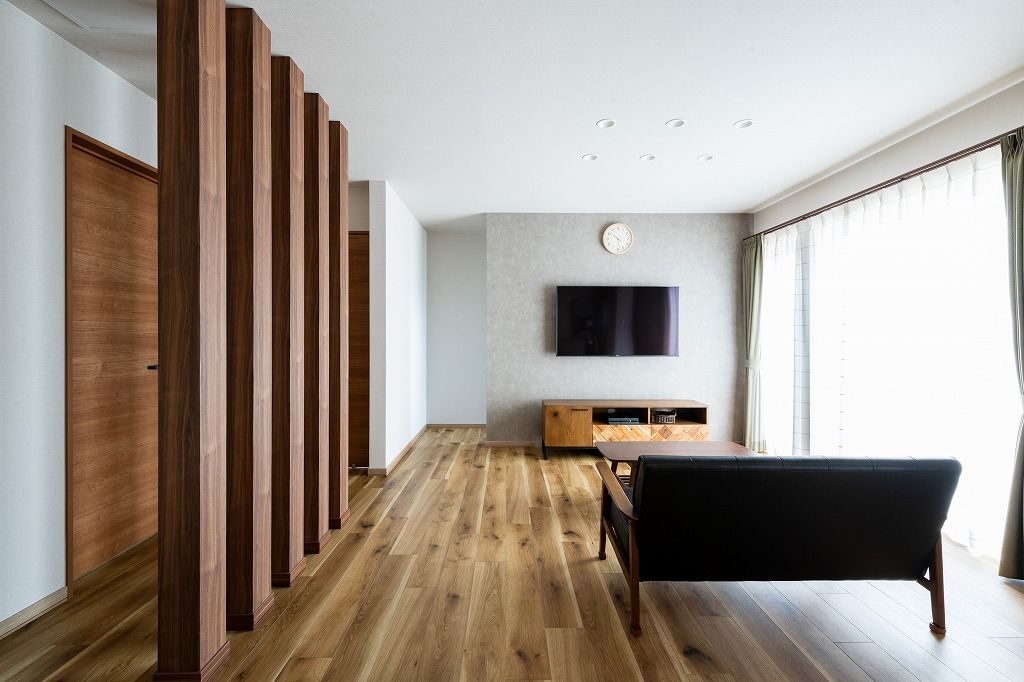 アーキテックプランニング 【平屋/2000～2500万円/４LDK間取り図有/31.5坪】室内の縁側で家族と過ごす、ファミリータイプの平屋を実現の建築実例画像2