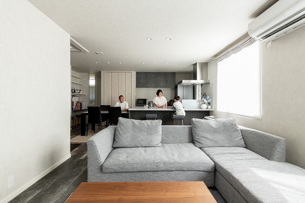 アーキテックプランニング [2000万円台/４LDK間取り図有]「シンプルに暮らす」を叶えた、豊かな時間を過ごす、性能もデザインも妥協しない家の建築実例画像4