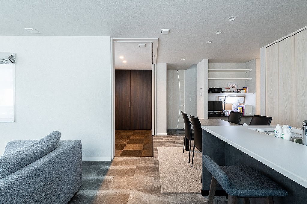 アーキテックプランニング [2000万円台/４LDK間取り図有]「シンプルに暮らす」を叶えた、豊かな時間を過ごす、性能もデザインも妥協しない家の建築実例画像7