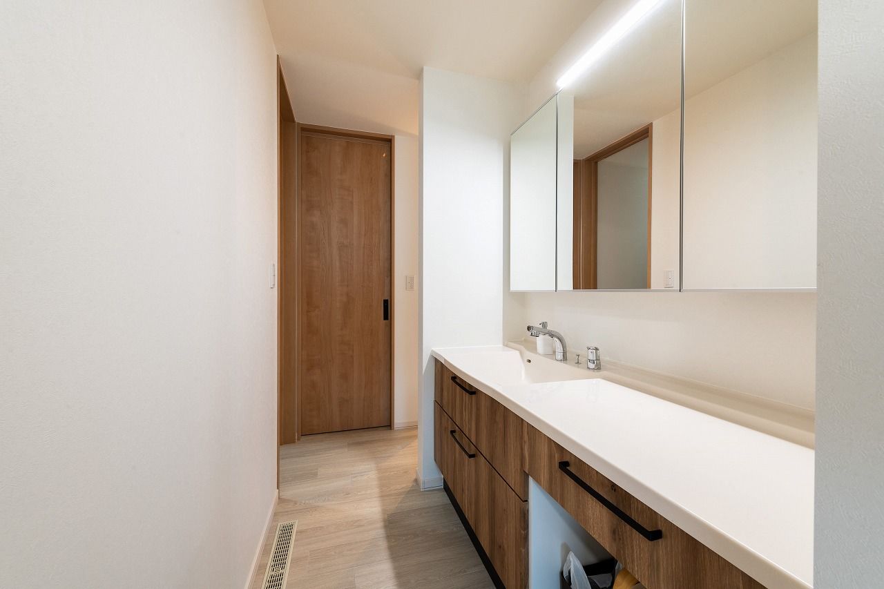 アーキテックプランニング 【2500～3000万円/間取り図有】キャットウォークなど愛猫も喜ぶスケルトン階段や吹抜けの開放感溢れる注文住宅の建築実例画像8