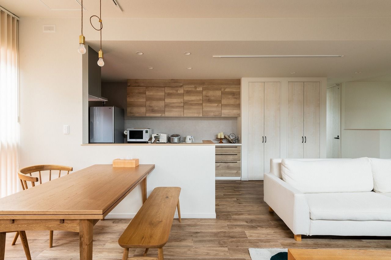 アーキテックプランニング [間取り図有]ナチュラルテイストの２階LDK。立地もこだわりも実現した駅近注文住宅。書斎などリモートワークにも対応の建築実例画像5