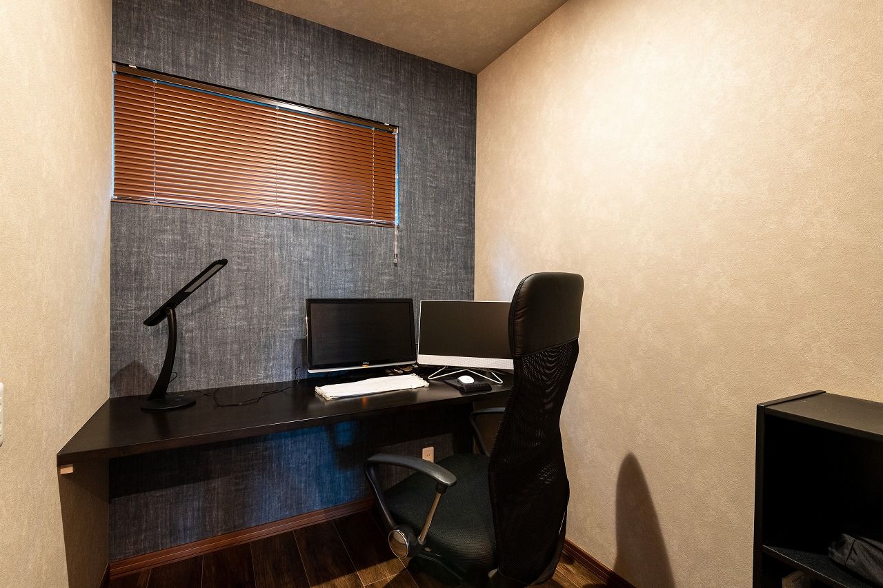 アーキテックプランニング [間取り図有]ナチュラルテイストの２階LDK。立地もこだわりも実現した駅近注文住宅。書斎などリモートワークにも対応の建築実例画像8