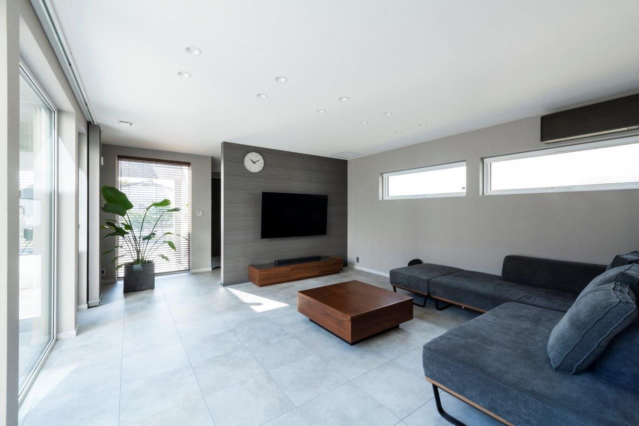 アーキテックプランニング [2000万円台/間取り図有/２階建て]大きな窓とコンクリートテラスで内外の一体感あるインフィニティ空間を実現の建築実例画像8