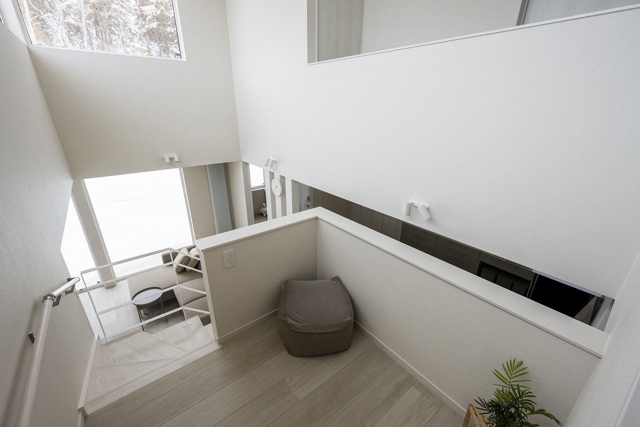 アーキテックプランニング 【南幌町/5人家族/5LDK間取図あり】ホワイト×グレージュで統一された開放感のある家の建築実例画像6