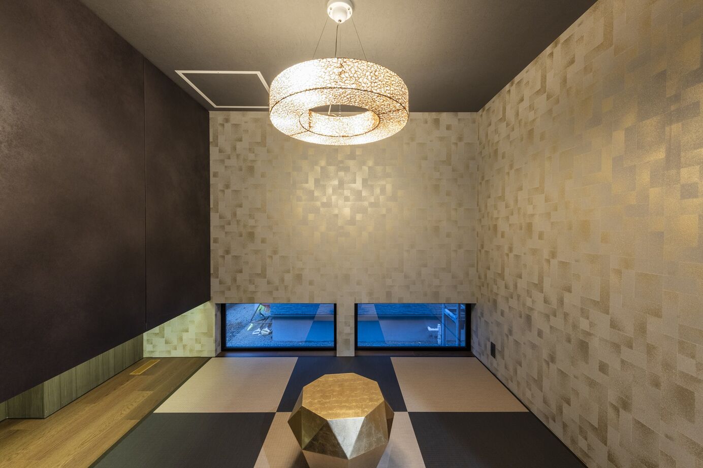 アーキテックプランニング 洗練された大人空間、ホテルライクな内装が美しいラグジュアリーなガレージハウスの建築実例画像8