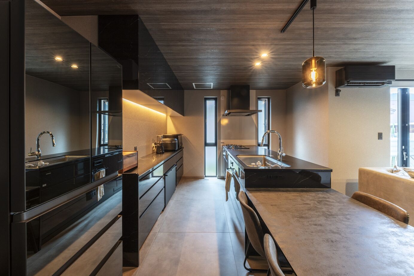 アーキテックプランニング 猫と暮らし、愛車を眺める。趣味と癒やしのガレージハウスの建築実例画像5