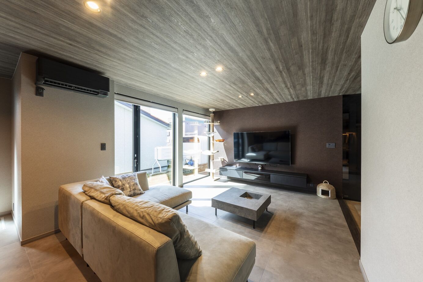 アーキテックプランニング 猫と暮らし、愛車を眺める。趣味と癒やしのガレージハウスの建築実例画像7