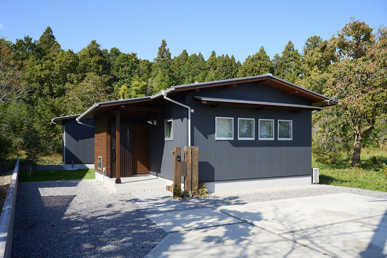 荒川建設 しげや 【滋賀県高島市/2000万円台/平屋】自然に囲まれ、ゆったりとした平屋の家で子育て暮らしを満喫の建築実例画像