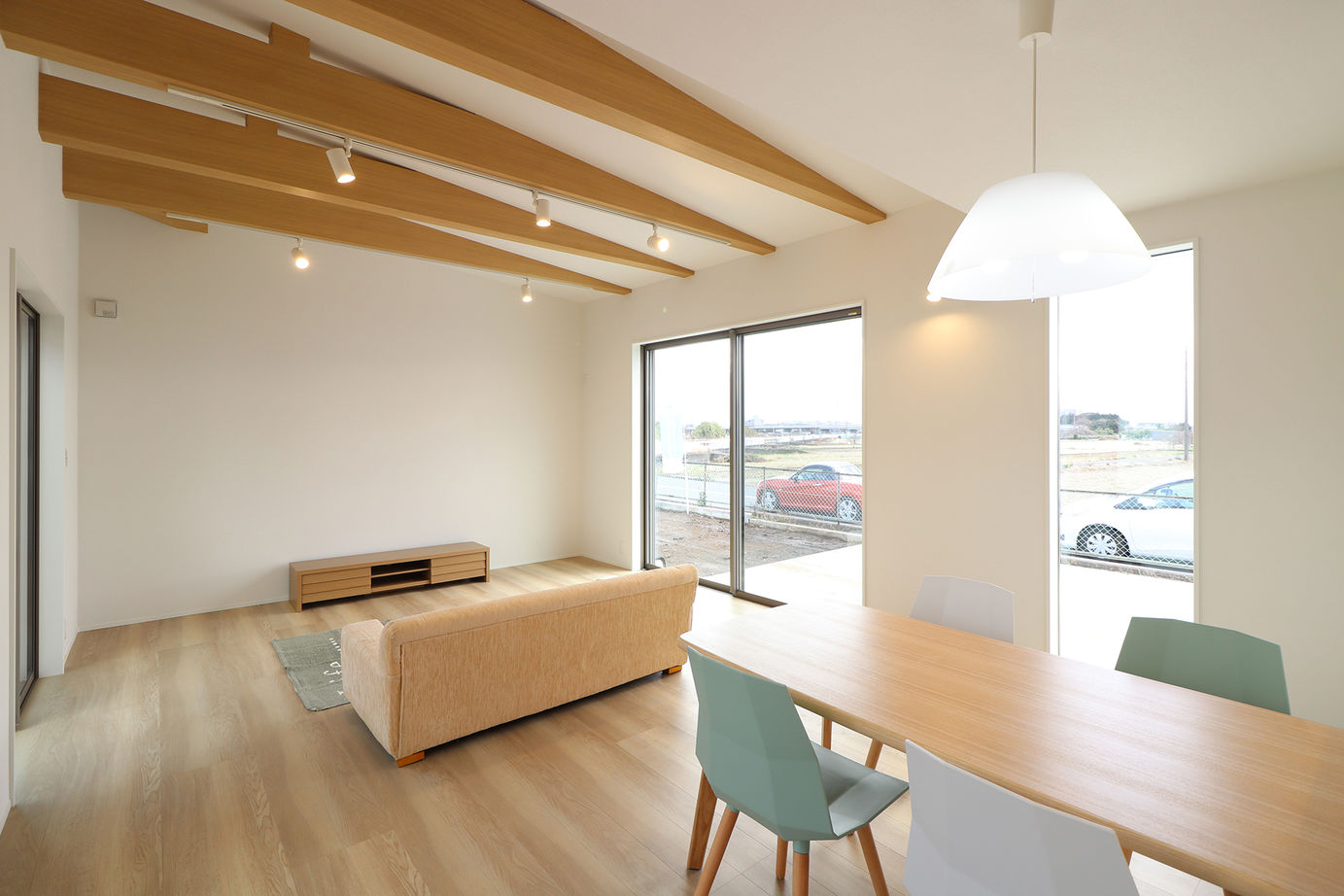 マッケンジーハウス(厚木・平塚・秦野) 【1000万円台/30坪台/平屋】コの字型の間取りでプライバシーにも配慮。家族の時間を大切にできる平屋の建築実例画像4