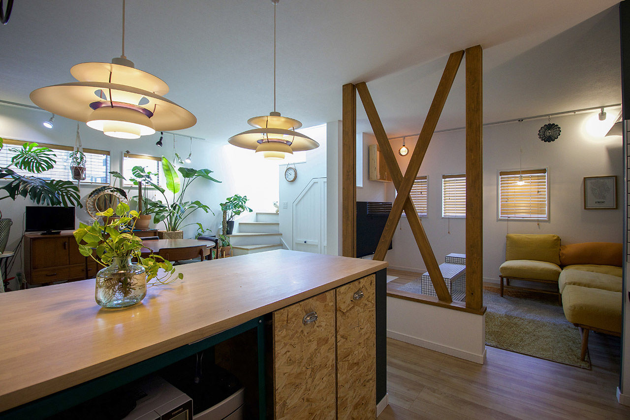 マッケンジーハウス(厚木・平塚・秦野) 【吹抜／回遊動線／傾斜地】蔵のような佇まいの中はオープンでフレキシブル。模様替えを愉しむ住まいの建築実例画像5