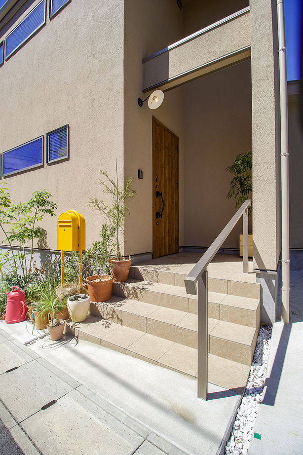 マッケンジーハウス(厚木・平塚・秦野) 【吹抜／回遊動線／傾斜地】蔵のような佇まいの中はオープンでフレキシブル。模様替えを愉しむ住まいの建築実例画像10